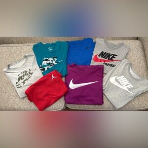 7 Nike Mens Logo T-Shirts